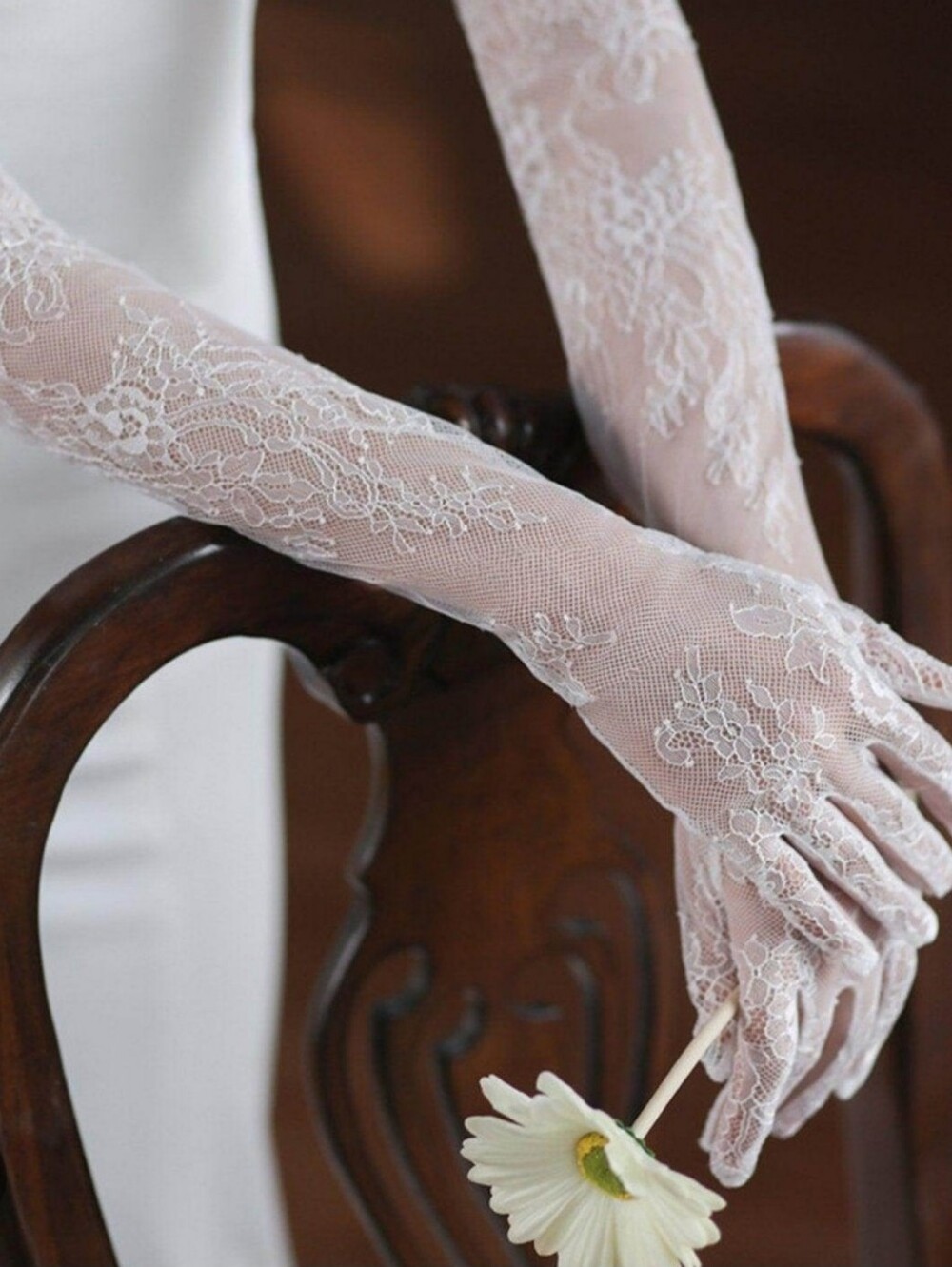 Elbow Length Lace Bridal Gloves